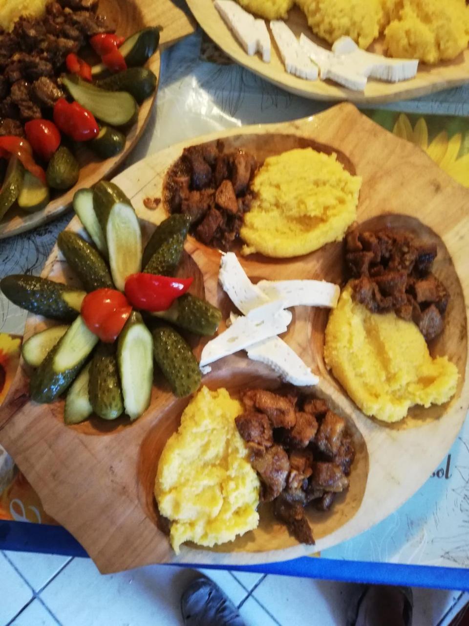 מלון Poiana  Casa Din Piatra מראה חיצוני תמונה